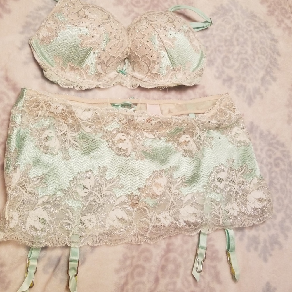 Rhinestone studded Victoria's Secret Runway set